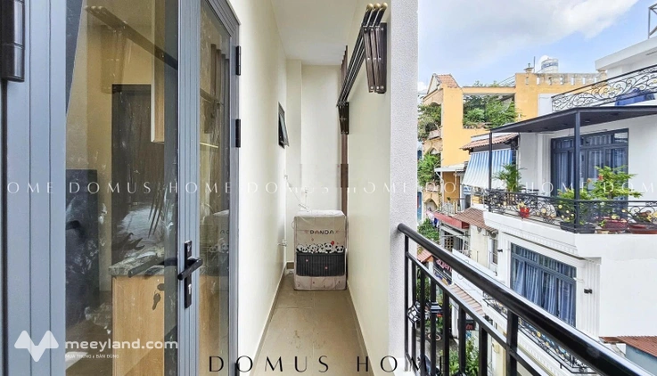Cho thuê phòng Dạ Nam Q8 - 30m2 - mới đẹp - ban công - 8 triệu