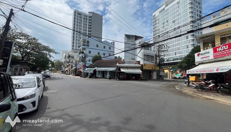 Nhà phố 3 tầng Phan Chu Trinh, Nha Trang, vị thế vàng gần biển