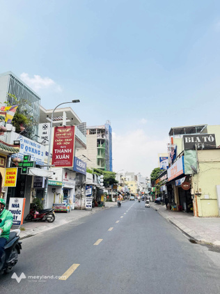 Bán tòa nhà căn hộ dịch vụ 7 phòng tại đường Nguyễn Văn Đậu, Quận Phú Nhuận