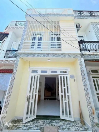 Bán nhà đẹp 1 trệt 1 lầu gần biển Bãi Sau, hẻm ô tô quay đầu, giá chỉ 4.8 tỷ