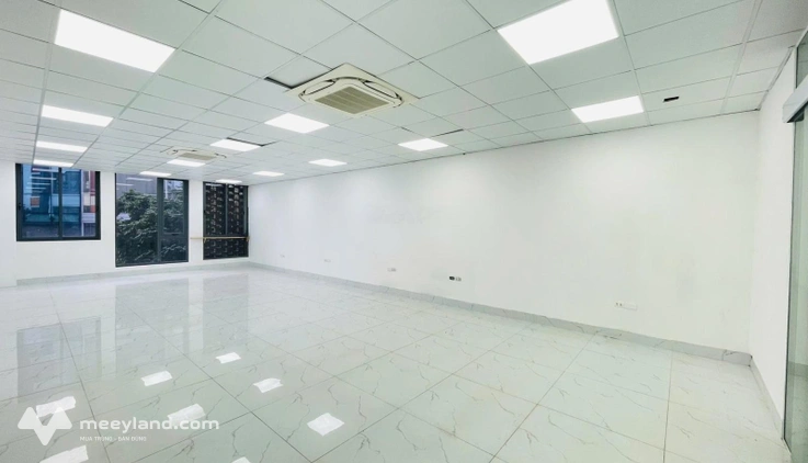 Cho thuê văn phòng 150m2 ở Tân Bình giá chỉ 25 triệu