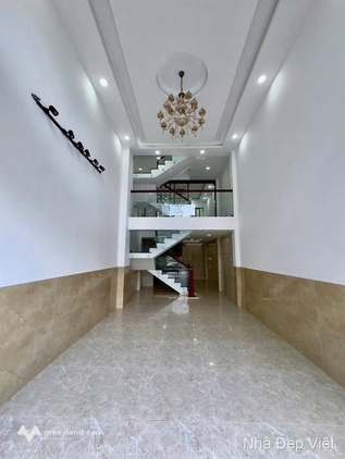Nhà mới tinh, xe tải đỗ cửa, 5 phòng ngủ cực rộng tại Hiệp Thành, Quận 12