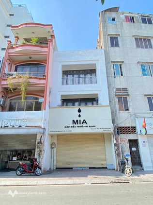 Bán nhà mặt tiền Huỳnh Văn Bánh, Thành phố Hồ Chí Minh