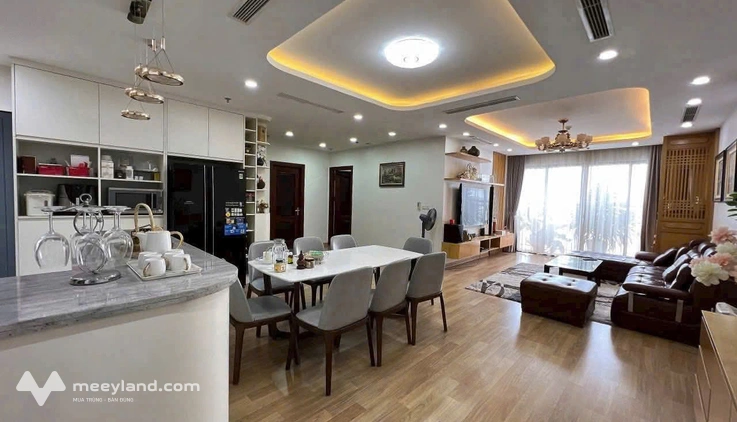 Bán chung cư Khu đô thị Ciputra - 3 phòng ngủ - Có slot oto – Sổ lâu dài – Giá rẻ.