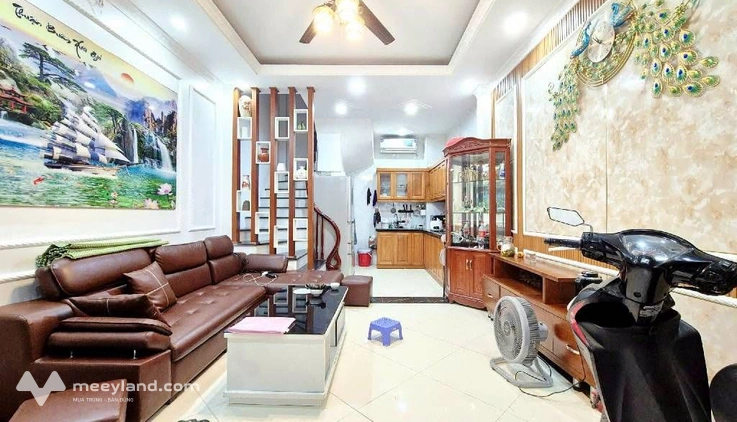 Nhà 5 tầng Linh Đàm, Hoàng Liệt, ngõ ô tô thông, 33m2, nhỉnh 7 tỷ