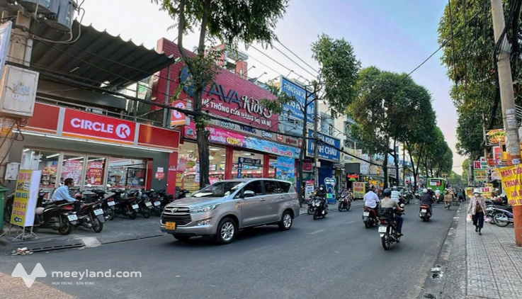 Bán nhà 3 tầng Thống Nhất, Gò Vấp, hẻm xe hơi thông, gần ngay ngã tư giao với đường Lê Đức Thọ