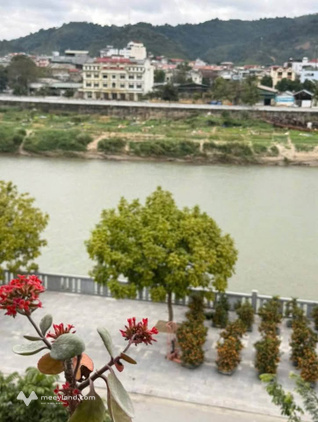 Nhà 3 tầng 1 tum An Dương Vương vừa ở, vừa kinh doanh, view sông, giá nhỉnh 10 tỷ