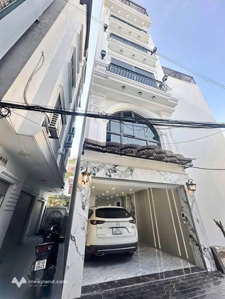 Nhà đẹp Lai Xá, vỉa hè kinh doanh, năm tầng kiêu sa