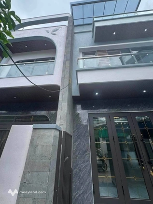 Cơ hội sở hữu nhà 3 tầng, hướng Đông Nam, tại Nguyễn Bính, Nam Định