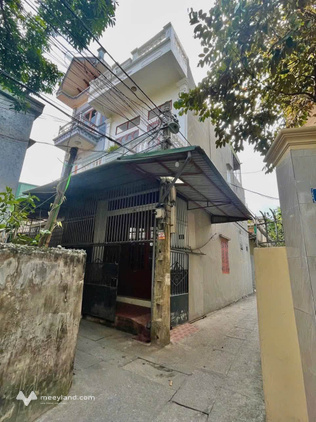 Nhà 2 tầng lô góc, 54m2, hướng Đông Bắc, giá nhỉnh 2 tỷ tại Thái Bình