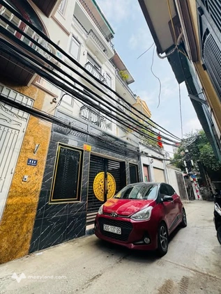 Nhà Trương Định 5 tầng 57m2, 2 mặt ngõ, ô tô vào nhà, giá hơn 14 tỷ, thanh lý món hời