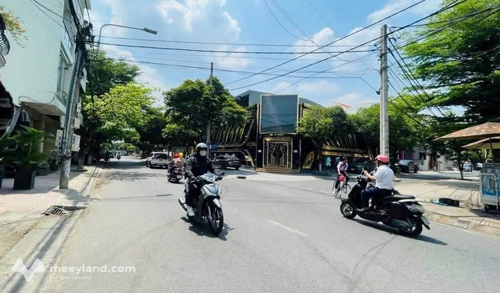 Chốt ngay lô biệt thự 2 mặt tiền D12 Võ Thị Sáu, Biên Hòa cực cháy