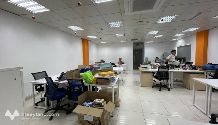 Văn phòng giá rẻ - 32 triệu - 160m2 tại Lê Văn Sỹ, p.1, Q. Tân Bình, HCM - Liên hệ 0971079192
