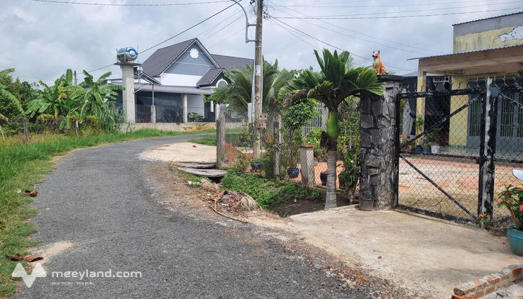 Nhà đẹp đường nhựa ngay khu công nghiệp Phước Đông, 1,1 tỷ