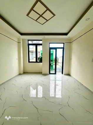 Nhà tầng trệt - Kế bên Khu dân cư Hoàng Hoa - Long Hậu - Diện tích đất 5m x 16m - 2 phòng ngủ - phòng khách - bếp