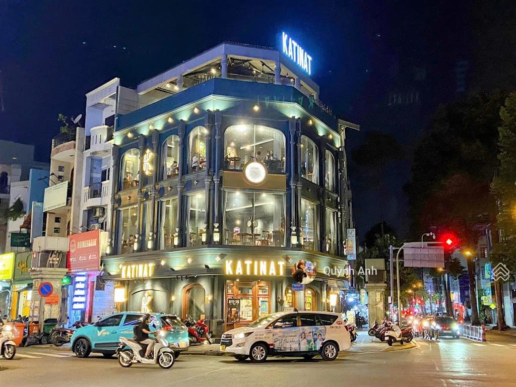 Góc 3mt nguyễn hữu cầu trần quang khải, q.1 15x18.45m 4 tầng hđt 350 triệu 60 tỷ tl