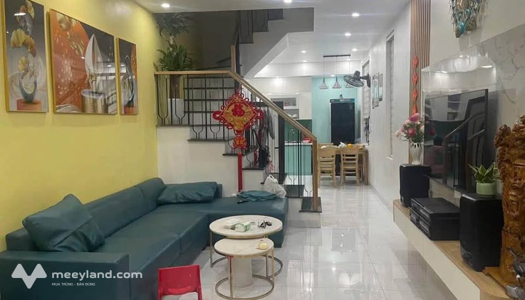 Nhà lô góc Bồ Xuyên, Thái Bình, 2 ô tô tránh, vị trí đắc địa