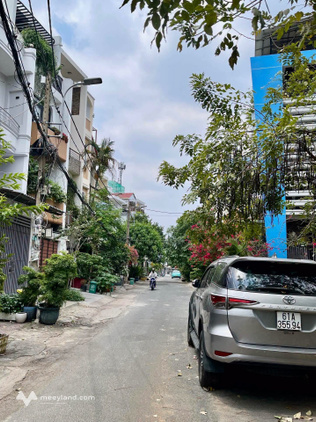 Nhà 5 tầng, Trần Quốc Hoàn, Cầu Giấy, kinh doanh tốt, 50m2