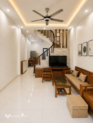 Bán nhà 3 tầng, tại Tiền Phong, Thái Bình, diện tích 41,7m2, hướng Đông Nam
