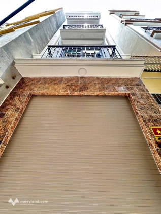 Nhà Xuân Phương 37m2, 5 phòng ngủ, giá chỉ hơn 5 tỷ