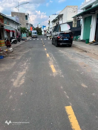 Bán lô đất mặt tiền đường N12, Phú Khương, Bến Tre, giá chỉ 2.1 tỷ