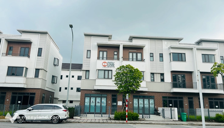 Giỏ hàng đặc biệt shophouse làn 1 Centa Riverside, giá 13,67 tỷ