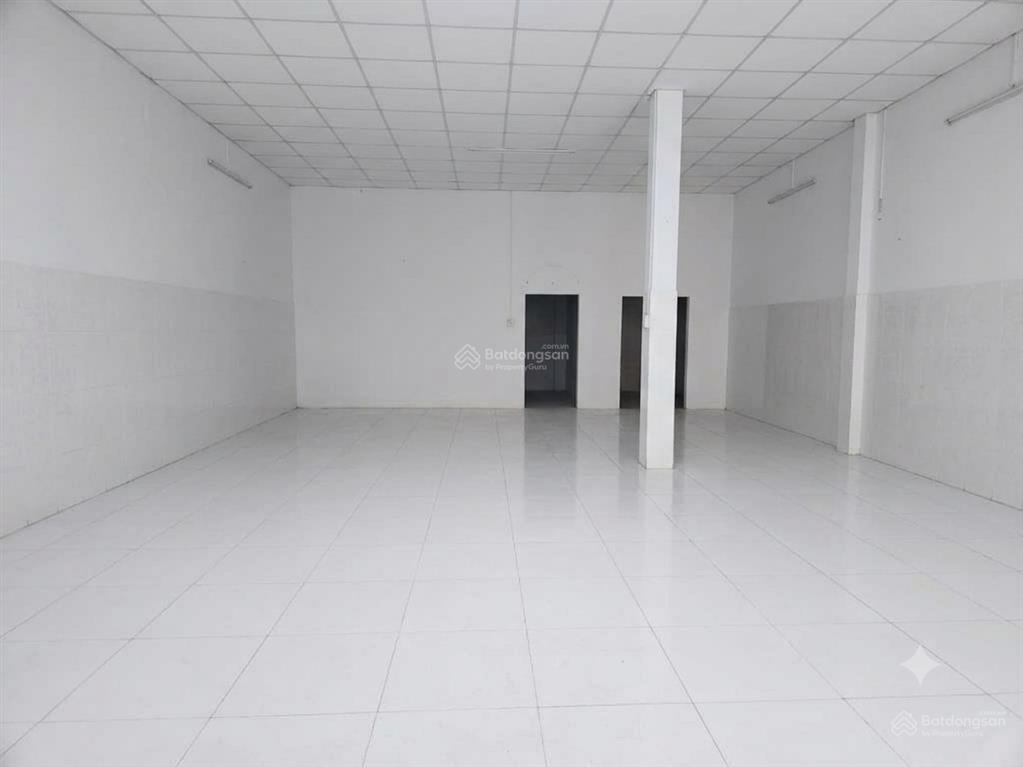Khu vực hiếm 137m² bà điểm, nhỉnh 4 tỷ, đường 8m xe tải thông, shr. gần phan văn hớn hóc môn