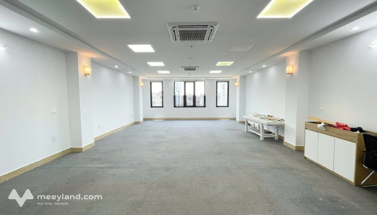 Văn phòng 75m2 tại Miếu Đầm cần cho thuê giá siêu mềm chỉ 12 triệu/tháng