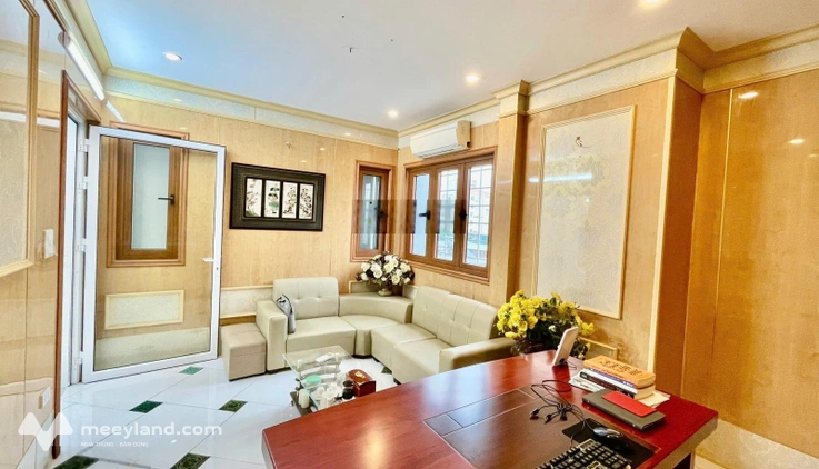 Cho thuê văn phòng Hoàng Mai tại Trần Điền - Định Công sàn 55m2 chia sẵn 2 phòng giá 9tr có TL