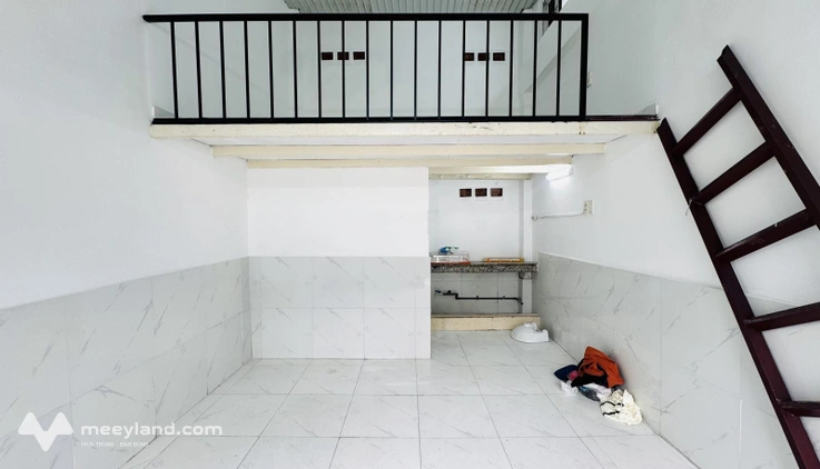 Khai trương trọ giá rẻ gác cao ban công ngay chợ Hiệp Thành