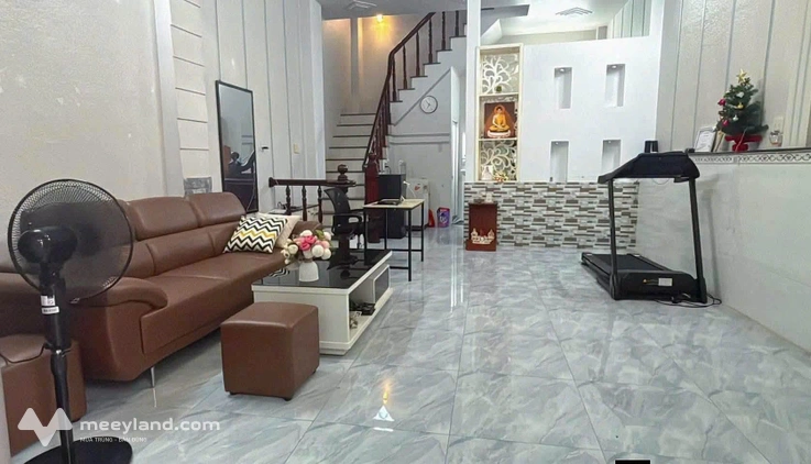 Chốt ngay nhà 1 trệt 1 lầu xinh xắn tại Bình Thủy, Cần Thơ