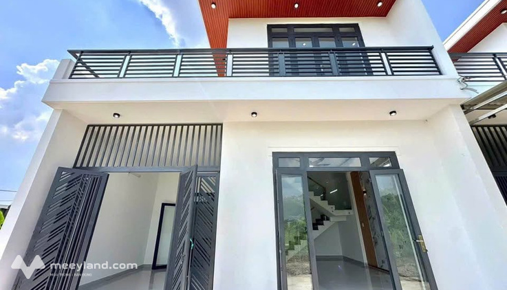 Nhà xinh Tân Triều, an cư lạc nghiệp, ô tô đỗ cửa