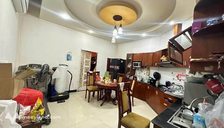 Bán nhà 2 tầng tại đường Vũng Thùng 1, Sơn Trà, gần bến du thuyền