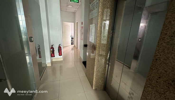 Cho thuê văn phòng đường Huỳnh Văn Bánh bao điện máy lạnh và phí quản lý