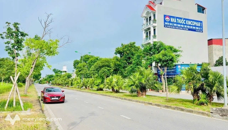 Bán đất mặt đường đôi Phạm Văn Đồng, Tứ Minh, 69.8m2, ngang 4.5m, chỉ 3.58 tỷ