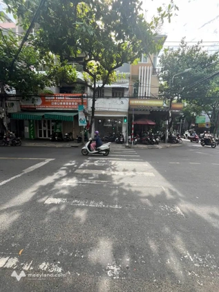Nhà góc 2 tầng, 32m2 mặt phố Nguyễn Thị Minh Khai, Đà Nẵng - giá 7.5 tỷ