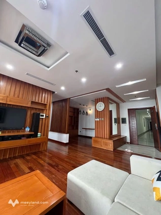 Cho thuê căn hộ góc Diamond Flower Tower, 170m2, 3 phòng ngủ, giá 21 triệu/tháng