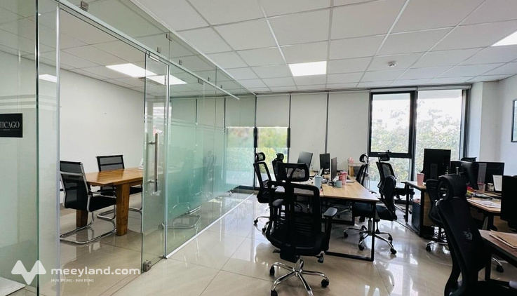 Cho thuê Văn phòng tại Phổ Quang, 60 triệu, 850m2, 3 tầng, 6 toilet, hàng hiếm tại chỉ với