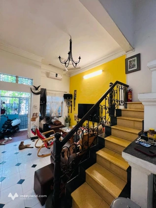 Bán nhà Ba Đình, gần Lăng Bác, sổ đỏ phân lô, giá chỉ 11.9 tỷ