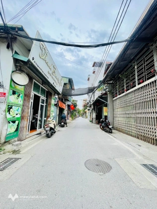 Siêu phẩm nhà 7 tầng thang máy Phố Trạm, Long Biên, giá 20 tỷ
