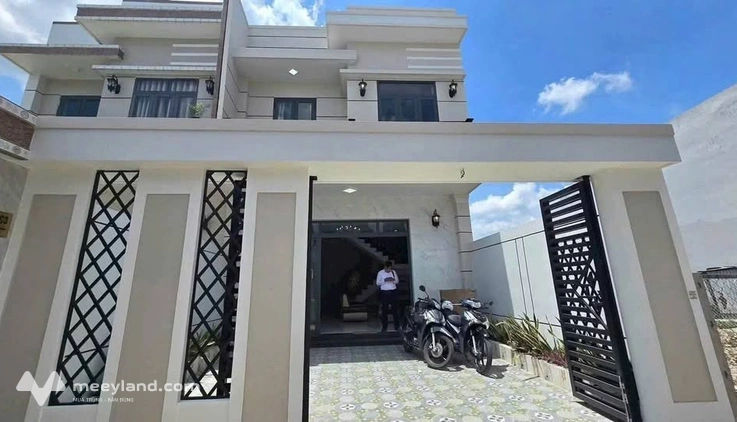 Bán nhà 1 trệt 1 lầu kiên cố tại phường Phú Khương, thành phố Bến Tre, giá 2.5 tỷ