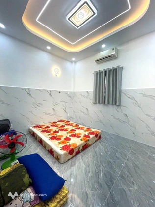 Bán nhà đẹp Lê Văn Sỹ, 4 tầng kiên cố, 5 phòng ngủ, vị trí cực đỉnh