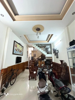Chốt ngay nhà mặt tiền Lê Duẩn Quy Nhơn, vị trí đắc địa, giá cực tốt