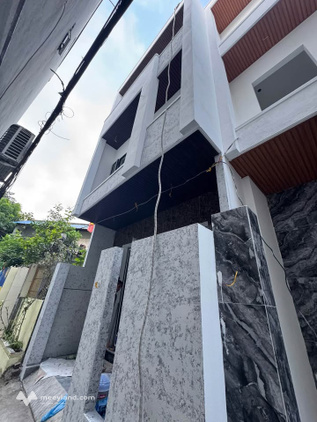 Bán nhà tại ngõ 71 đường Phù Nghĩa, gần bể bơi Thắng Lợi