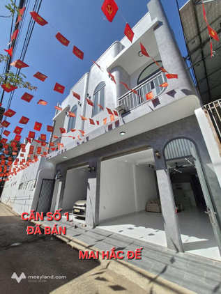 Nhà đẹp hiện đại hẻm ô tô tránh Mai Hắc Đế, Buôn Ma Thuột