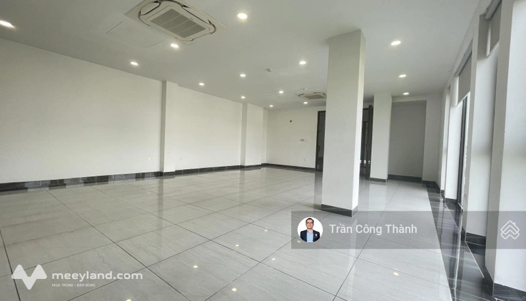 Văn phòng 98m² giá rẻ 27 triệu/tháng - View kính - đã ngăn sẵn 2 phòng