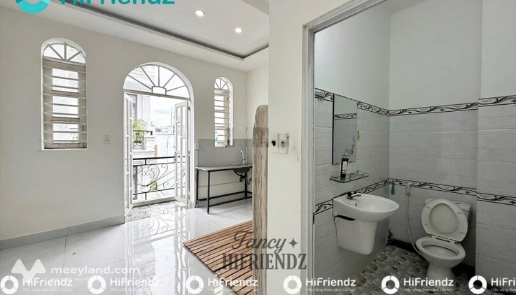 Cho thuê phòng trọ máy lạnh 25m2 ban công 2,8 triệu, Hiệp Thành 13, Quận 12