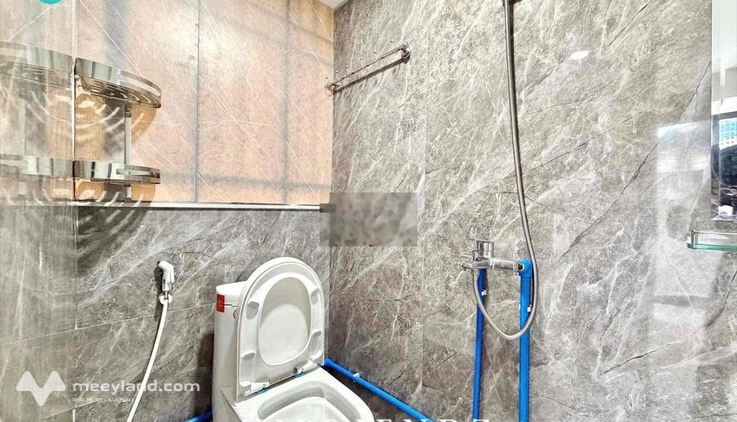 Trống sẳn studio siêu kengg cho sv ĐH UEH cs N, Văn Hiến