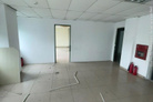 BQL cho thuê văn phòng toà nhà Paragon 86 Duy Tân. Diện tích 260m2 có cắt, giá thuê: 290k/m2