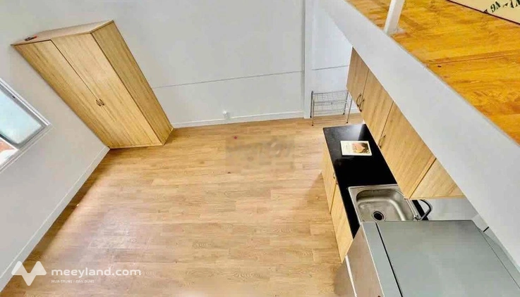 Duplex sinh viên cửa sổ trời đi bộ đg sgu cách ueh 700m tại quận 6